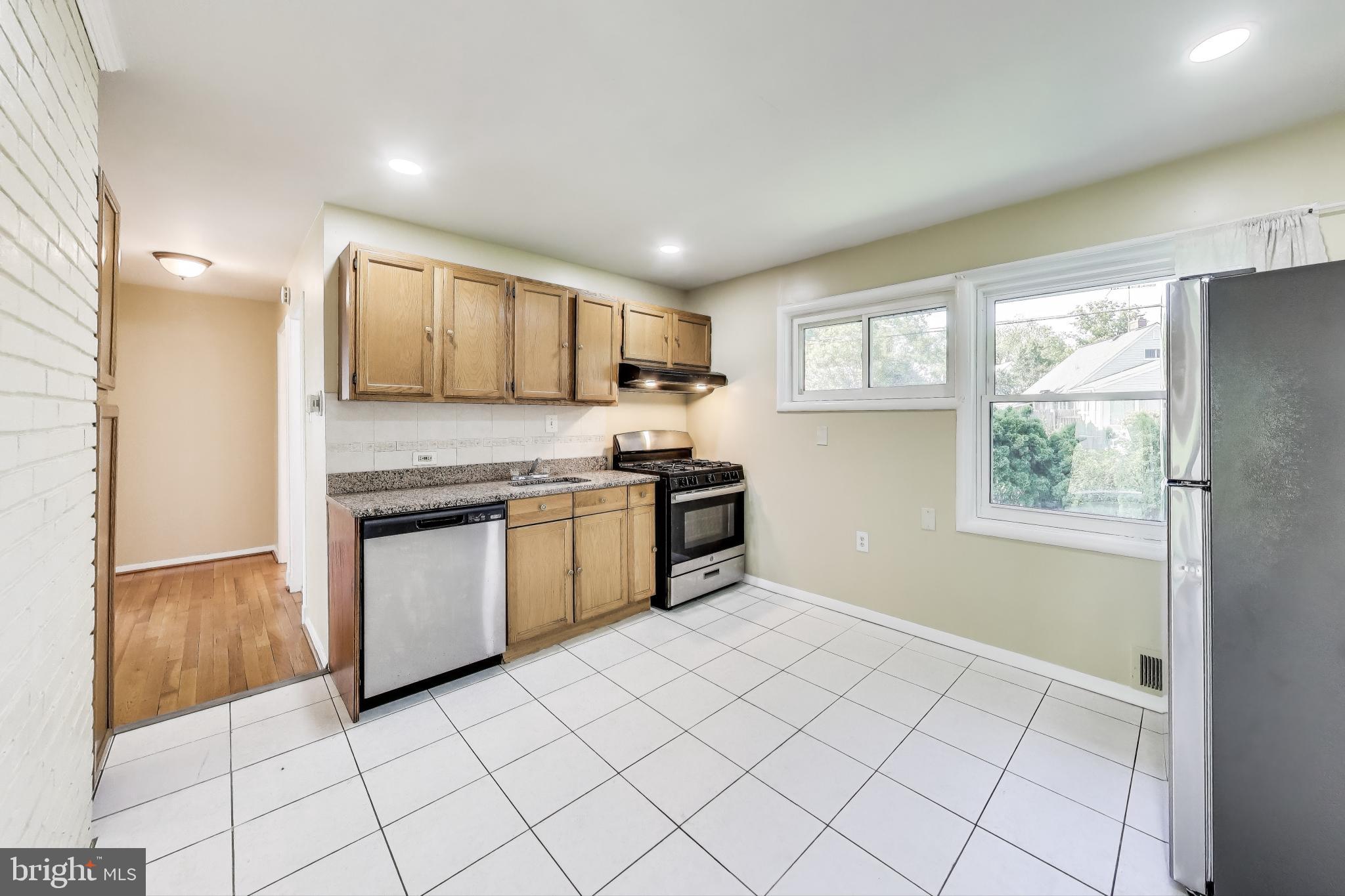 TWINBROOK - Residential Lease