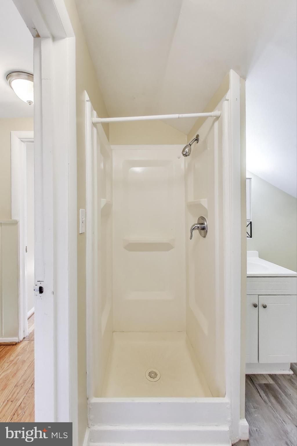 TWINBROOK - Residential Lease