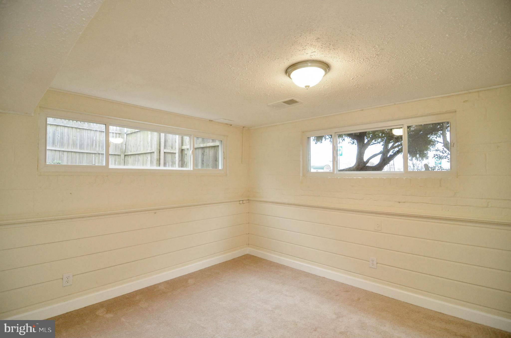 ROLF HEIGHTS - Residential