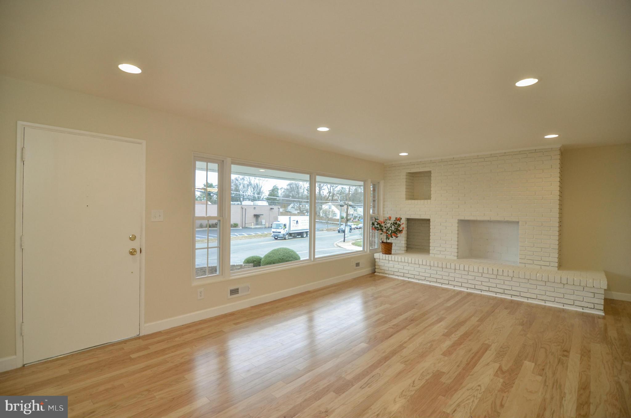 ROLF HEIGHTS - Residential