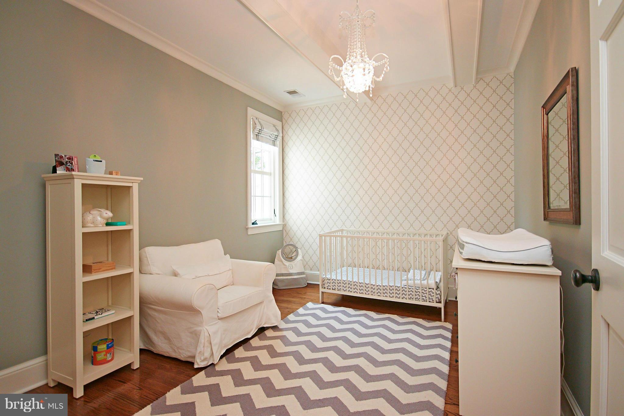 COUNTRY CLUB HILLS - Residential