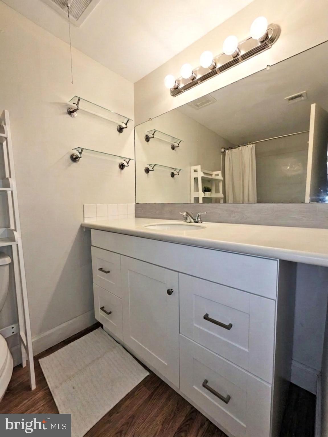 VALLEYBROOK ESTATES - Residential