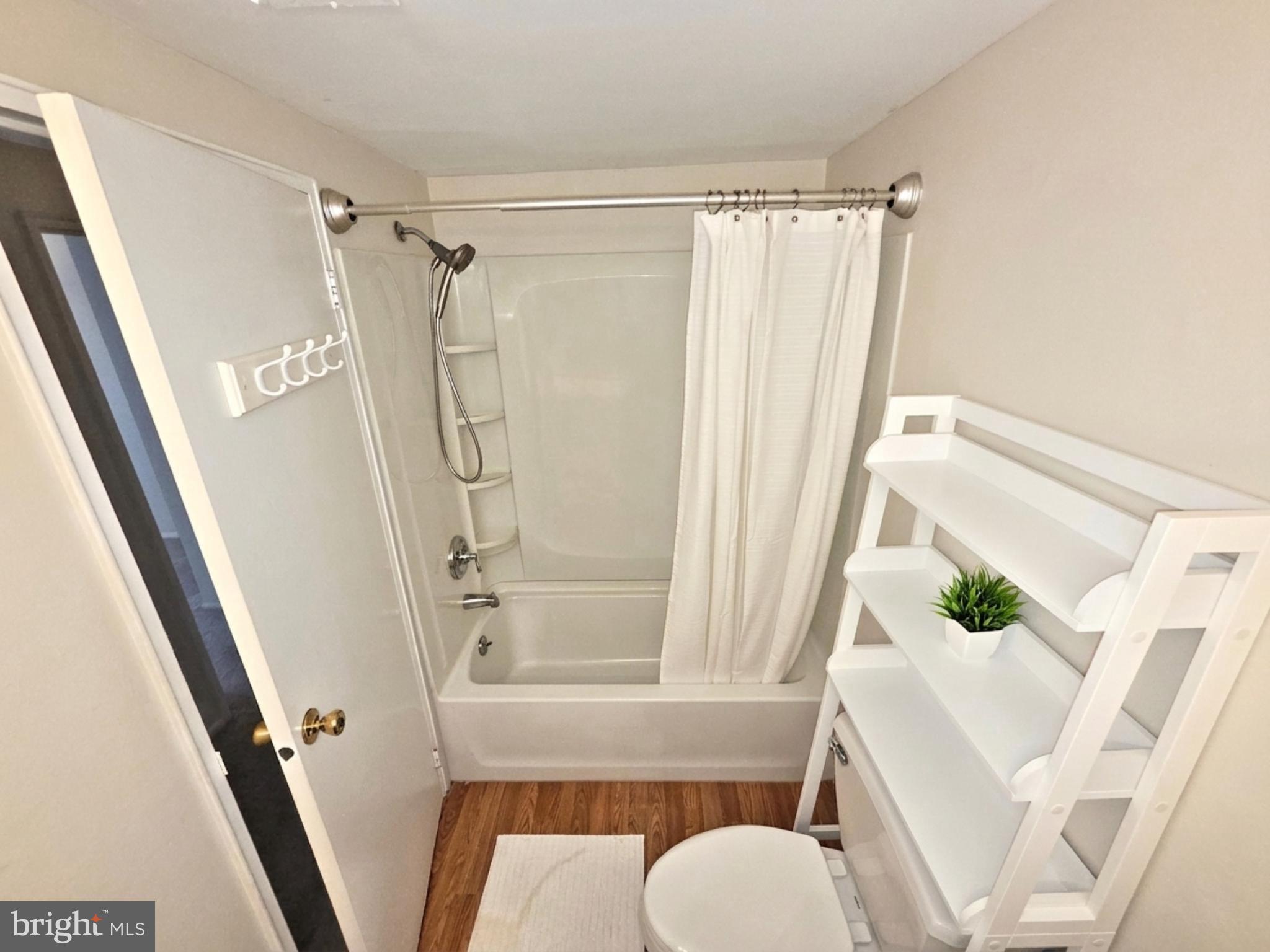 VALLEYBROOK ESTATES - Residential