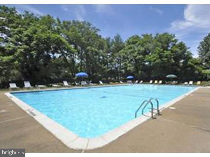 VALLEY GLEN - Residential