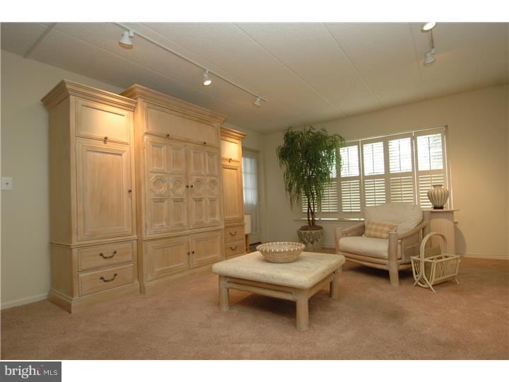 VALLEY GLEN - Residential