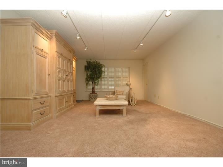 VALLEY GLEN - Residential