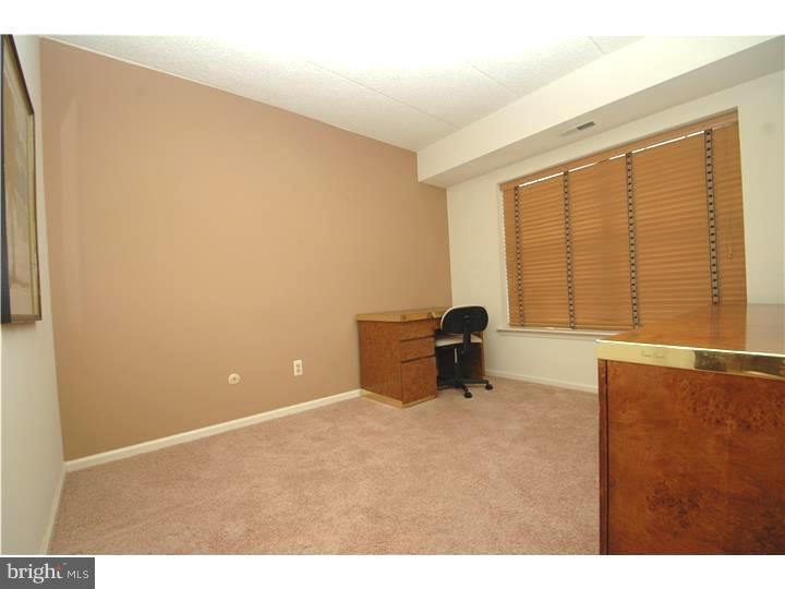 VALLEY GLEN - Residential