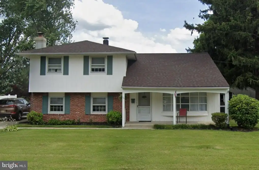 25 Fairmount Drive, Glassboro, NJ 08028