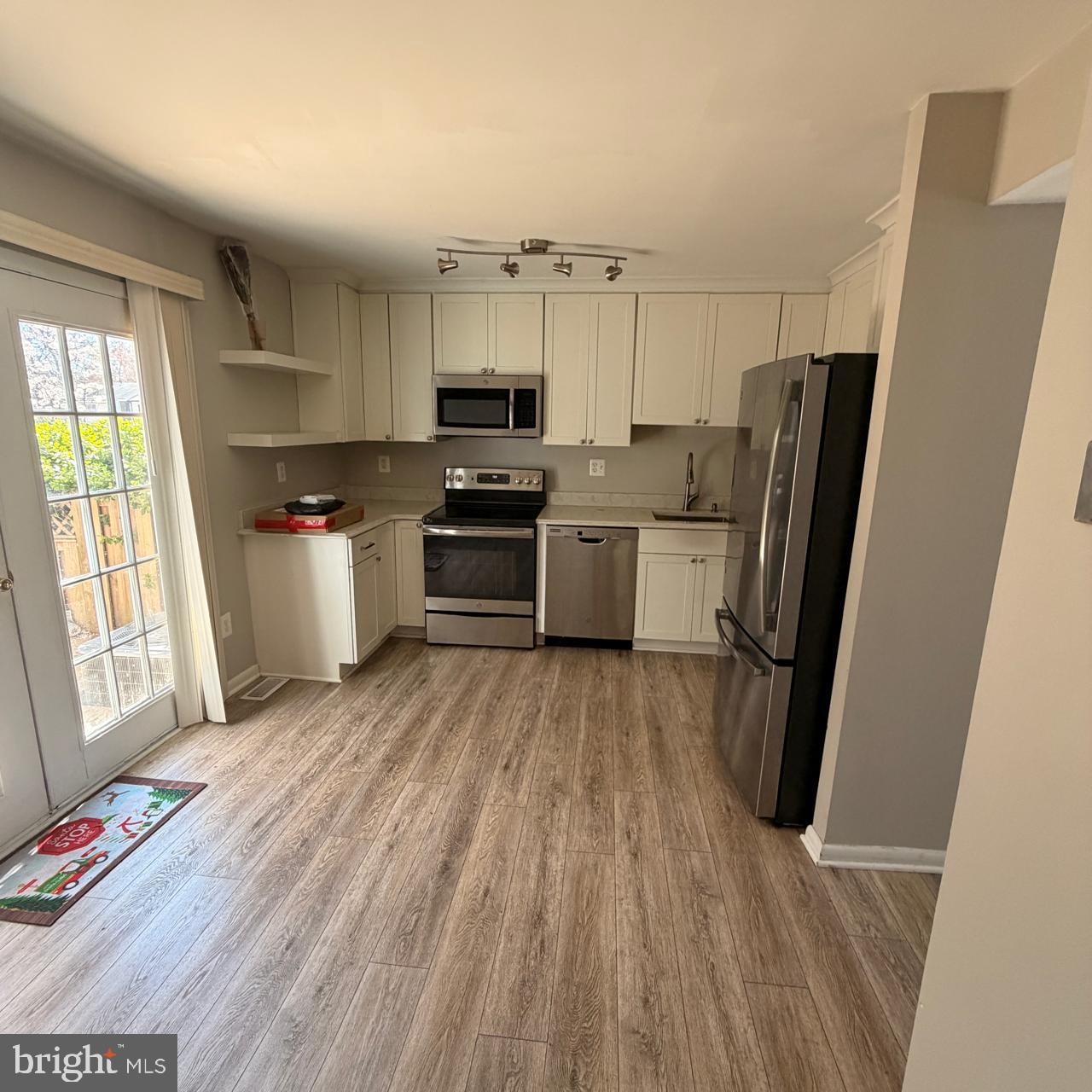 SUGARLAND RUN - Residential