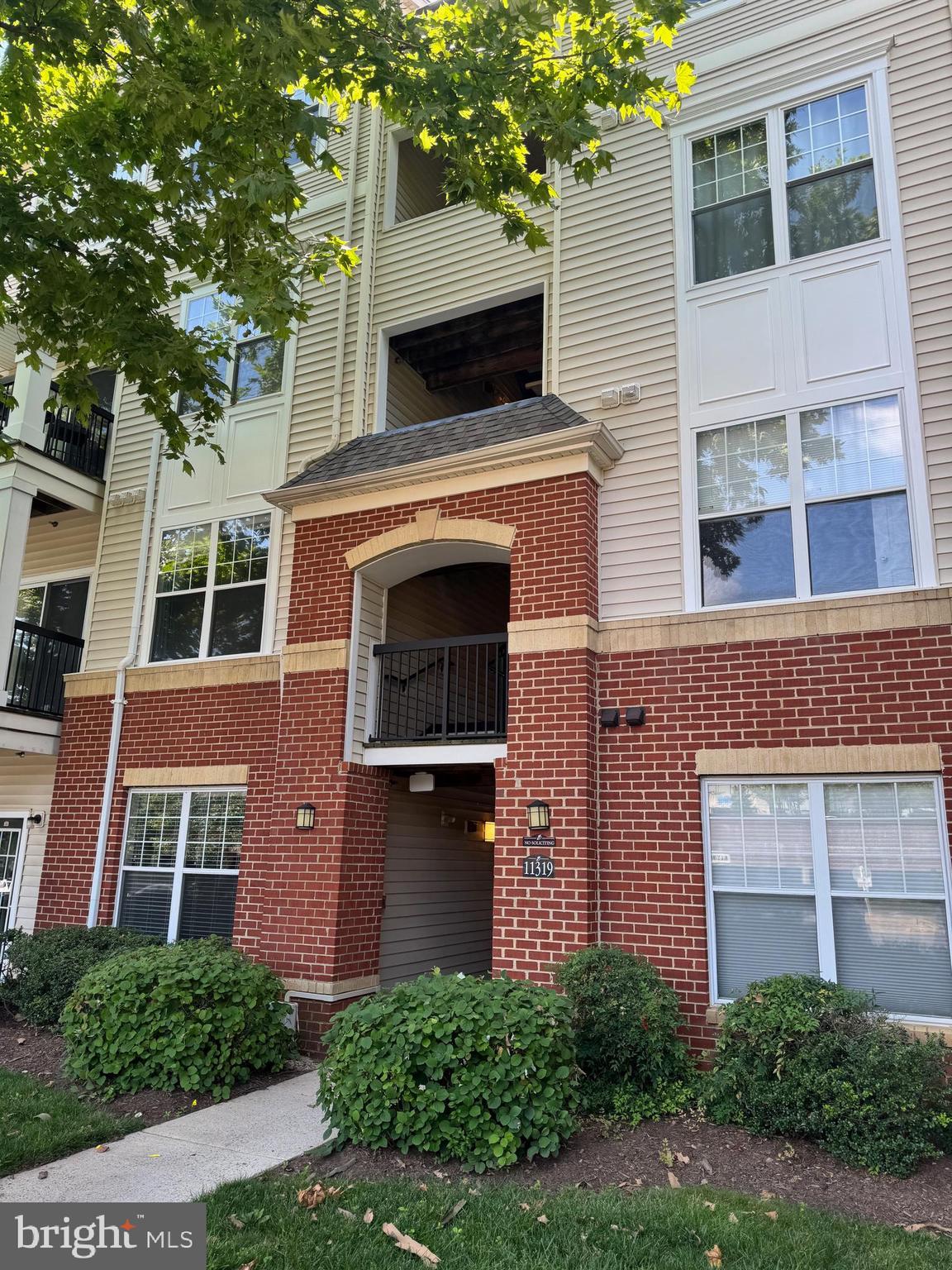 Experience the convenience of this spacious 2 bedroom/2-bathroom condo situated in the sought-after Fairfax Ridge, just moments away from 1-66 and the Vienna Metro, Fair Oaks Mall, well-known Fairfax County Schools. Newer appliances, just remodeled, must see inside.
The balcony providing a great space to unwind and enjoy the outdoors. Rest assured, the carpets will be professionally cleaned, and a fresh touch up paint to be applied to enhance its pristine condition. Work is still progress.
As part of this vibrant community, you'll have access to outstanding amenities with a reasonable condo fee, a game room, clubhouse, pool, business center, gymnasium, and scenic walk/bike paths offering an array of options for relaxation and recreation.
A detached garage is around the corner, and there are a lot of street parking. Ready for the new homeowner!
