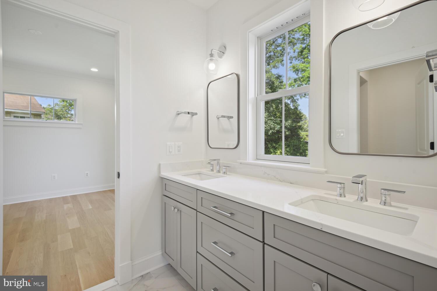 BRADMOOR - Residential