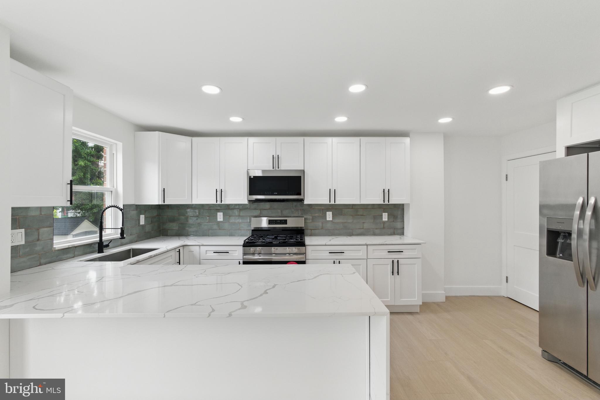 PHILADELPHIA - Residential