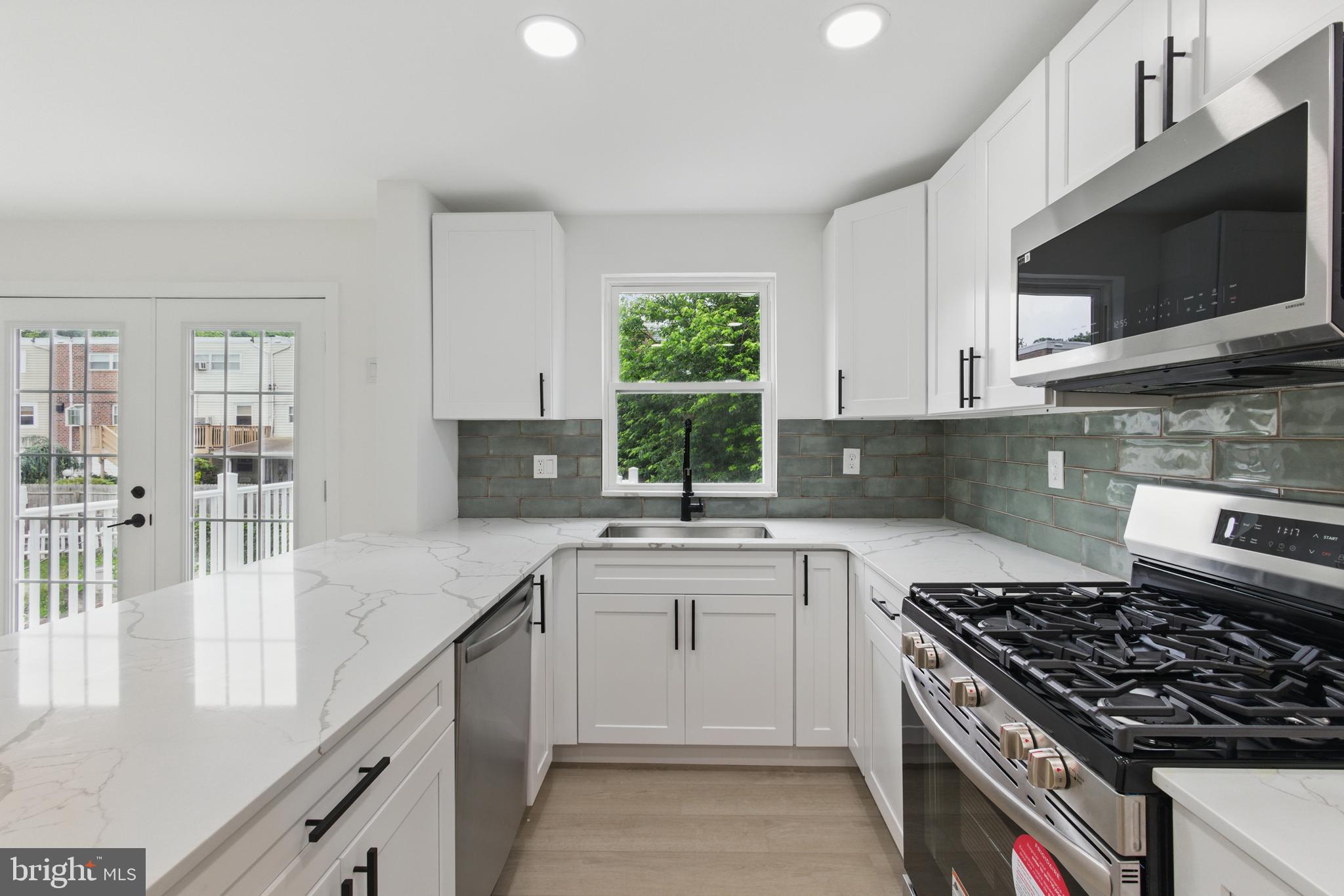 PHILADELPHIA - Residential