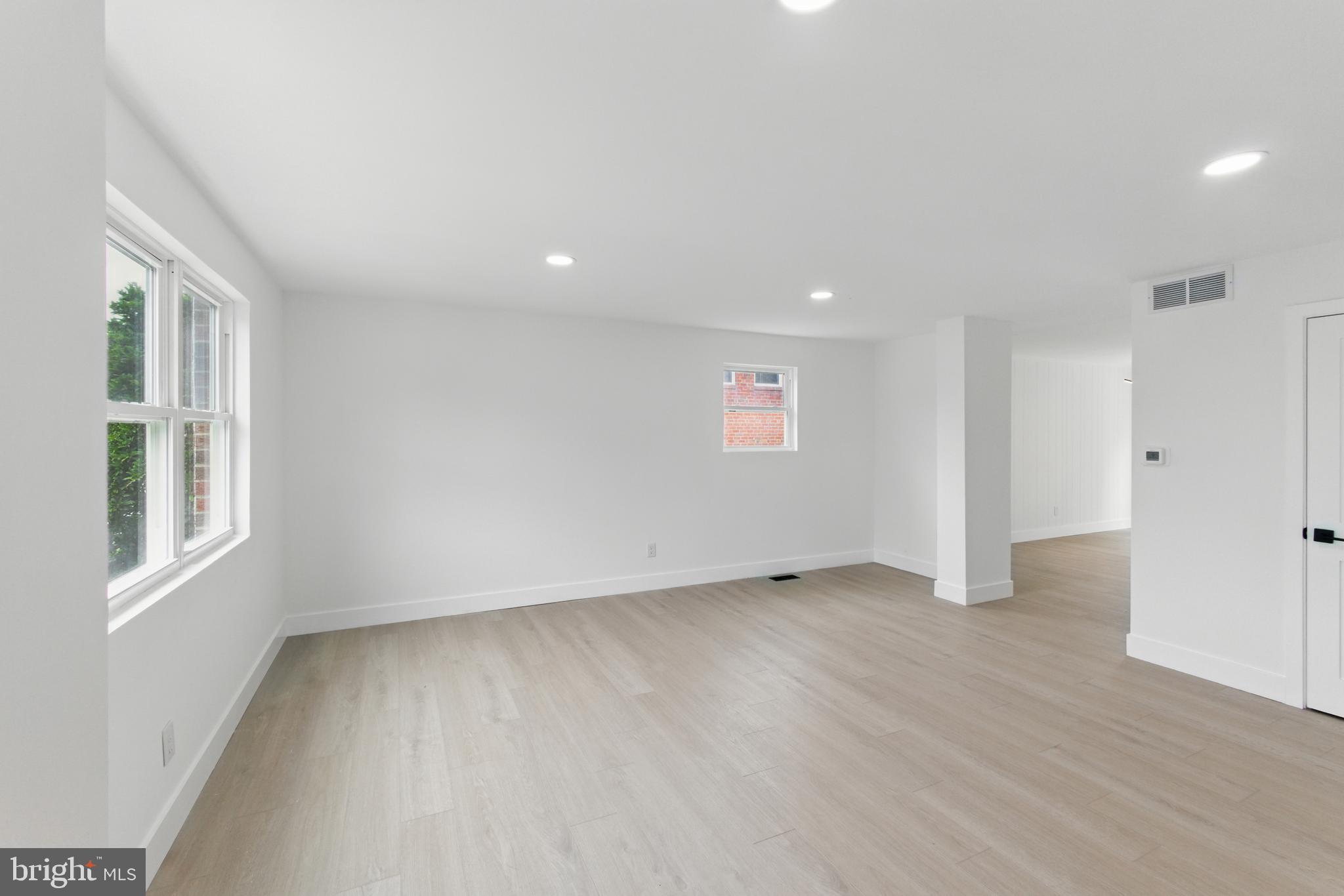 PHILADELPHIA - Residential