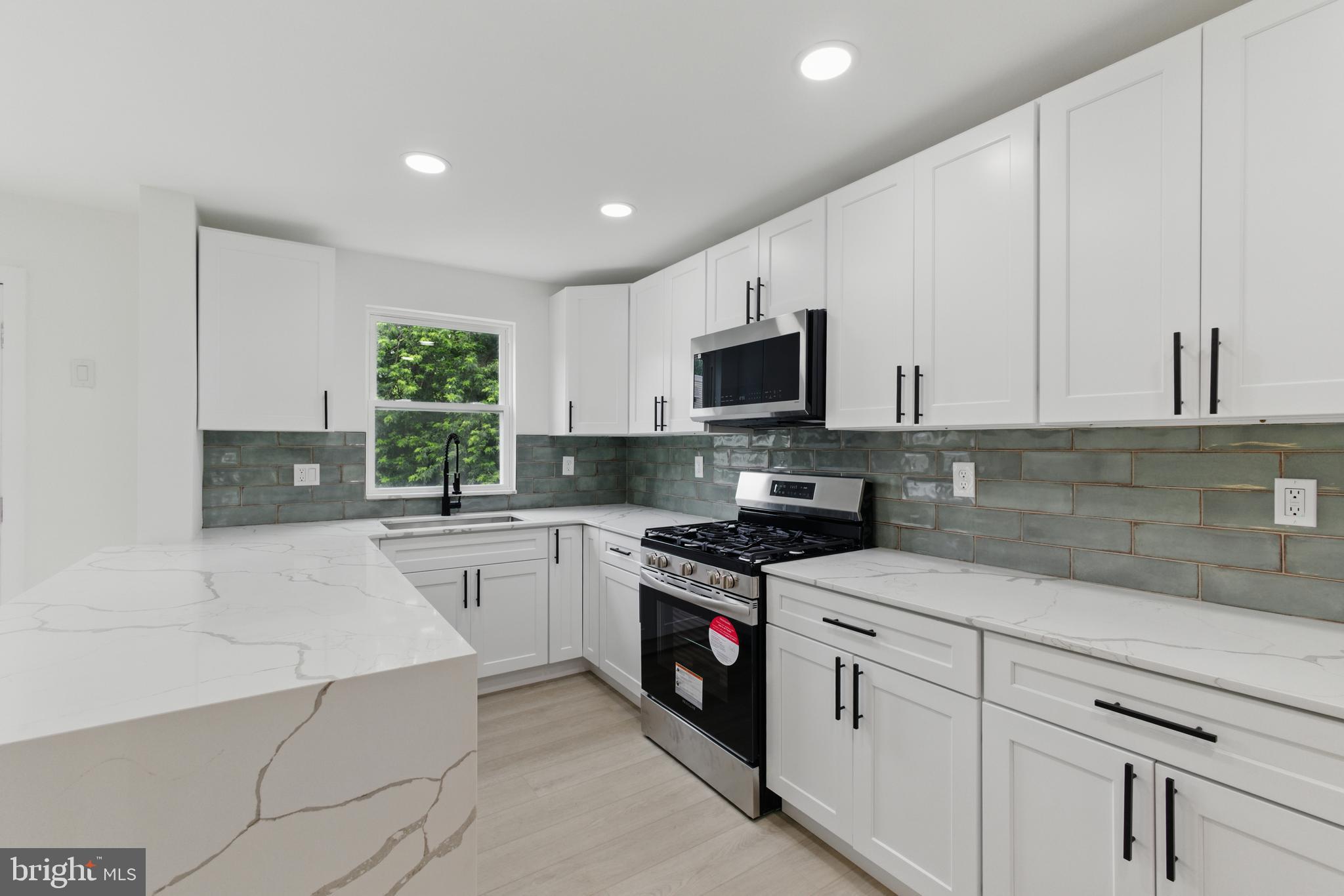 PHILADELPHIA - Residential