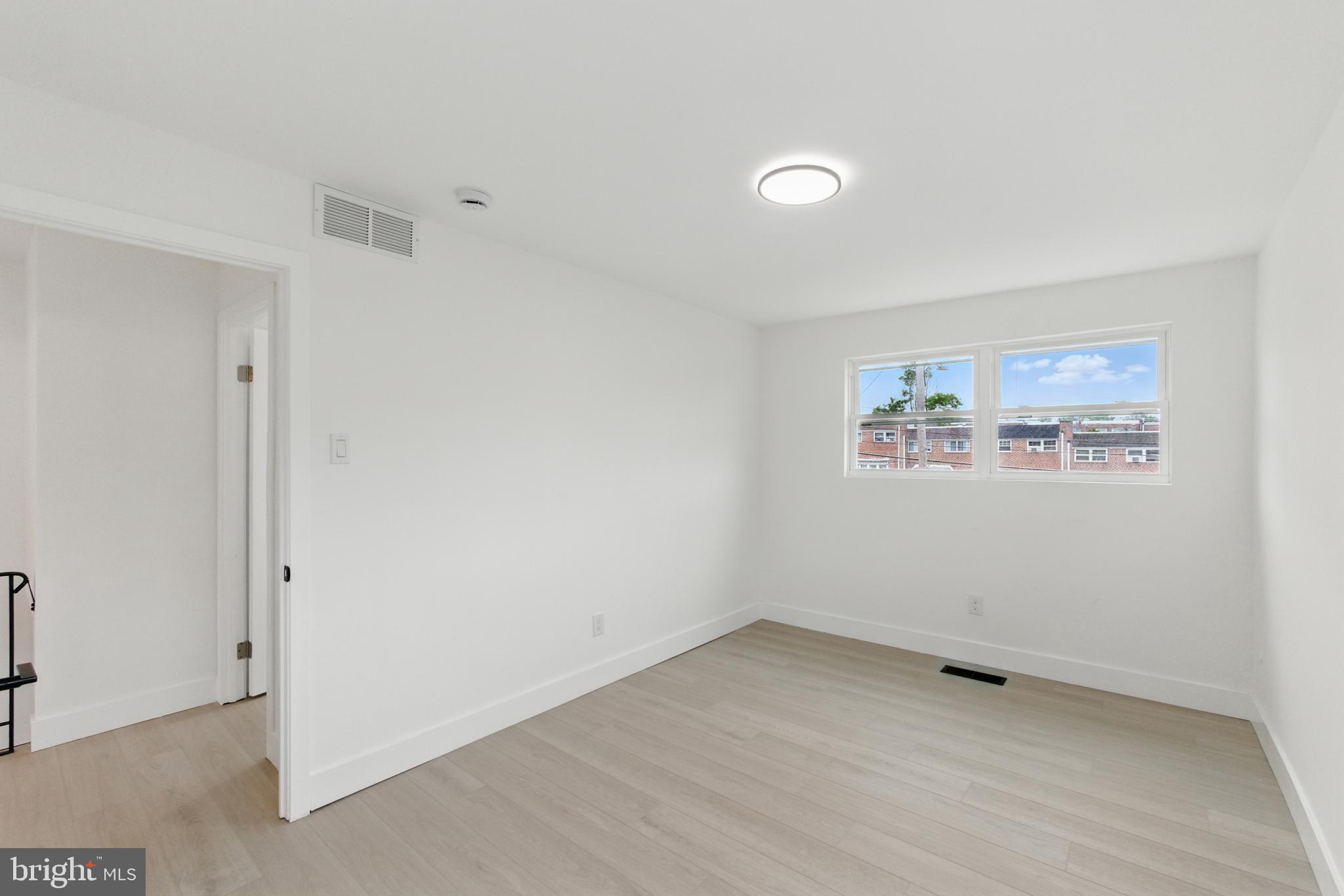 PHILADELPHIA - Residential