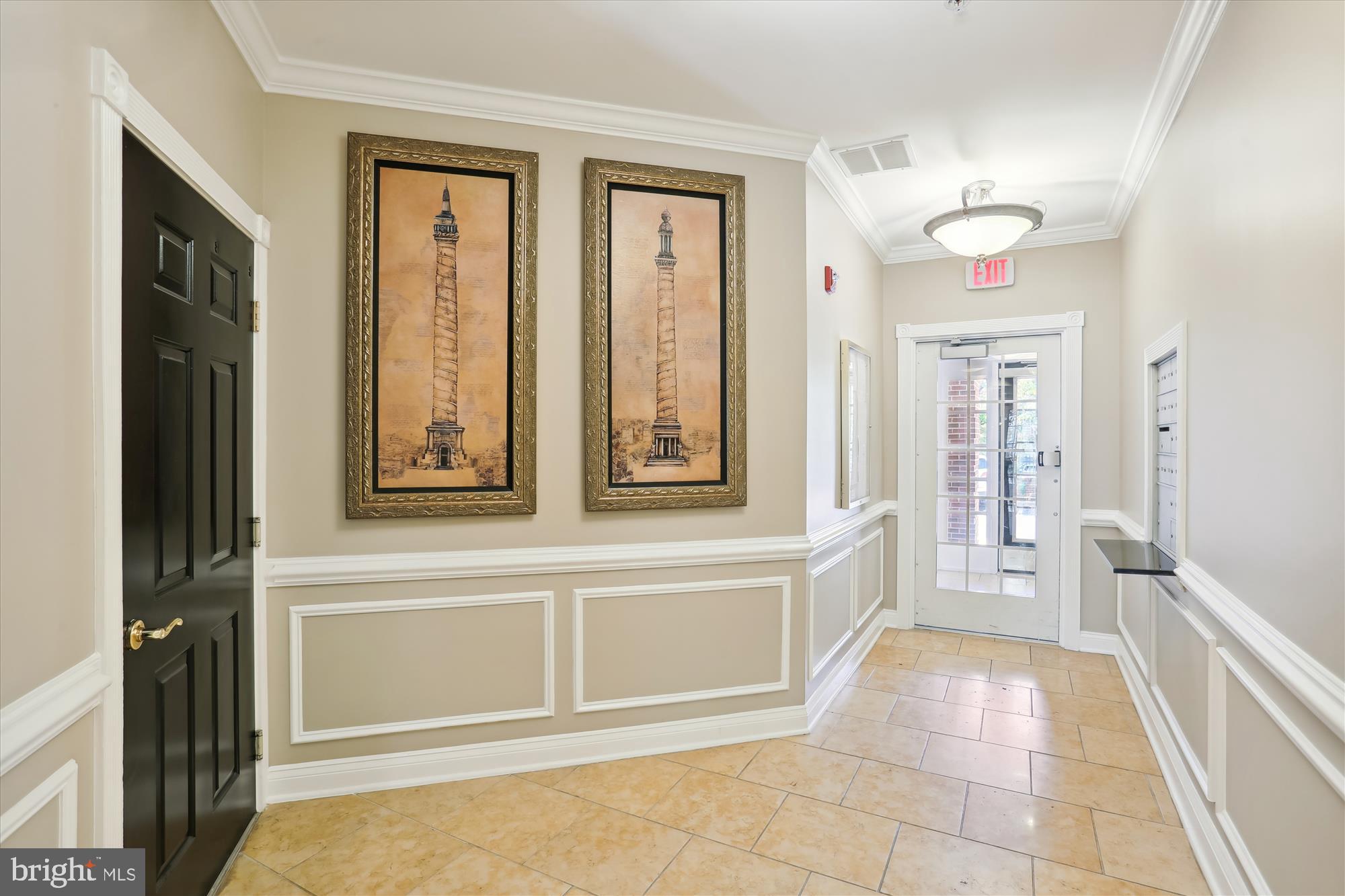 KING FARM VILLAGE - Residential Lease