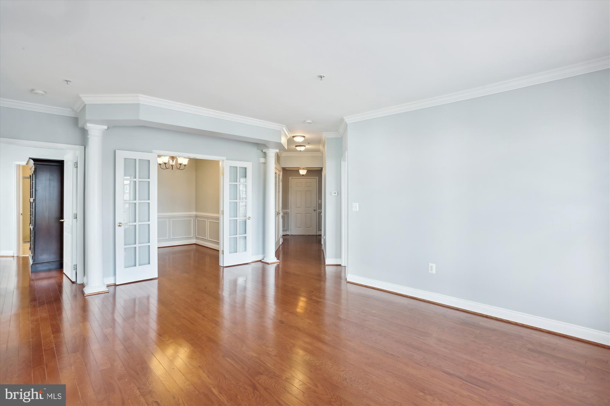 KING FARM VILLAGE - Residential Lease