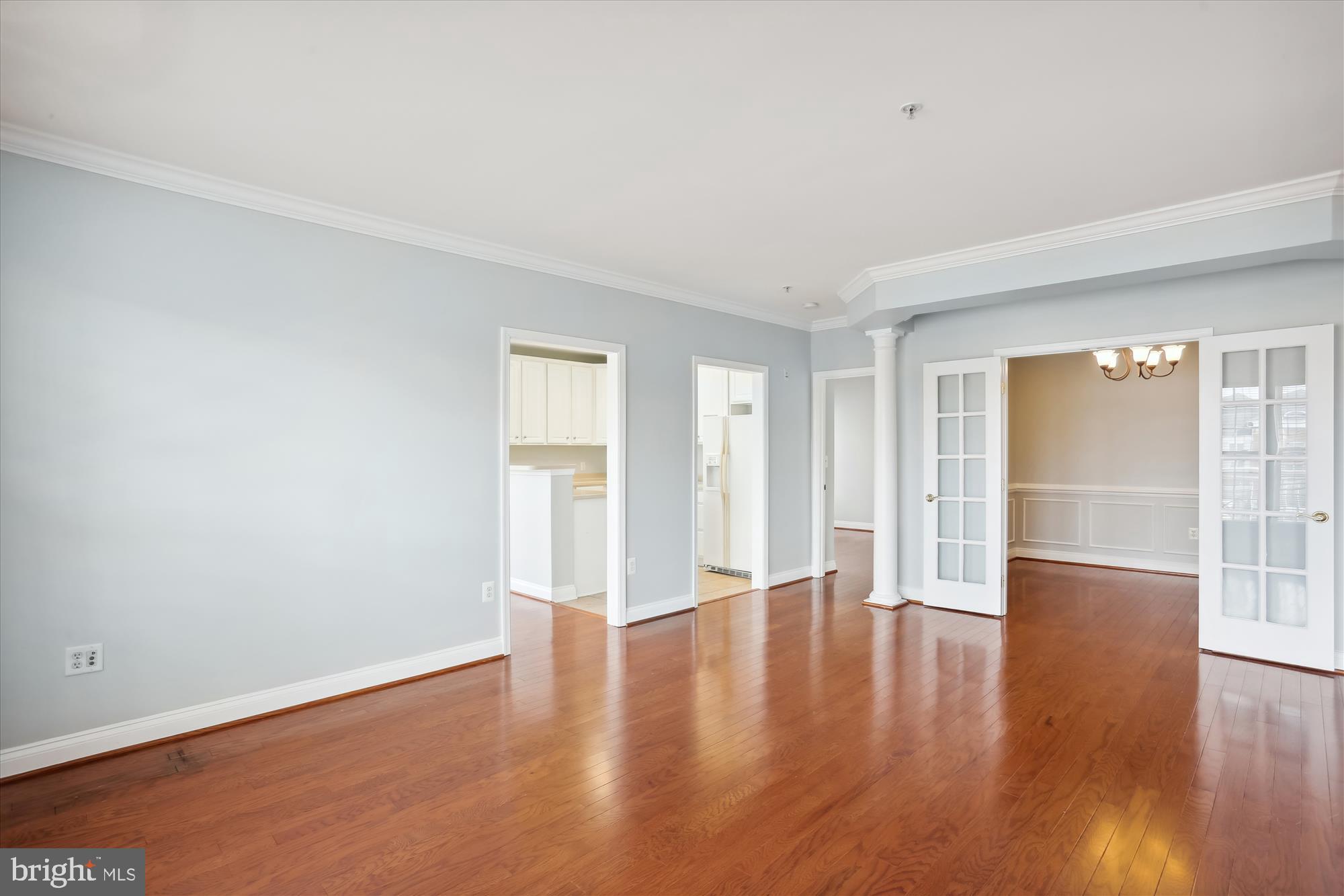 KING FARM VILLAGE - Residential Lease