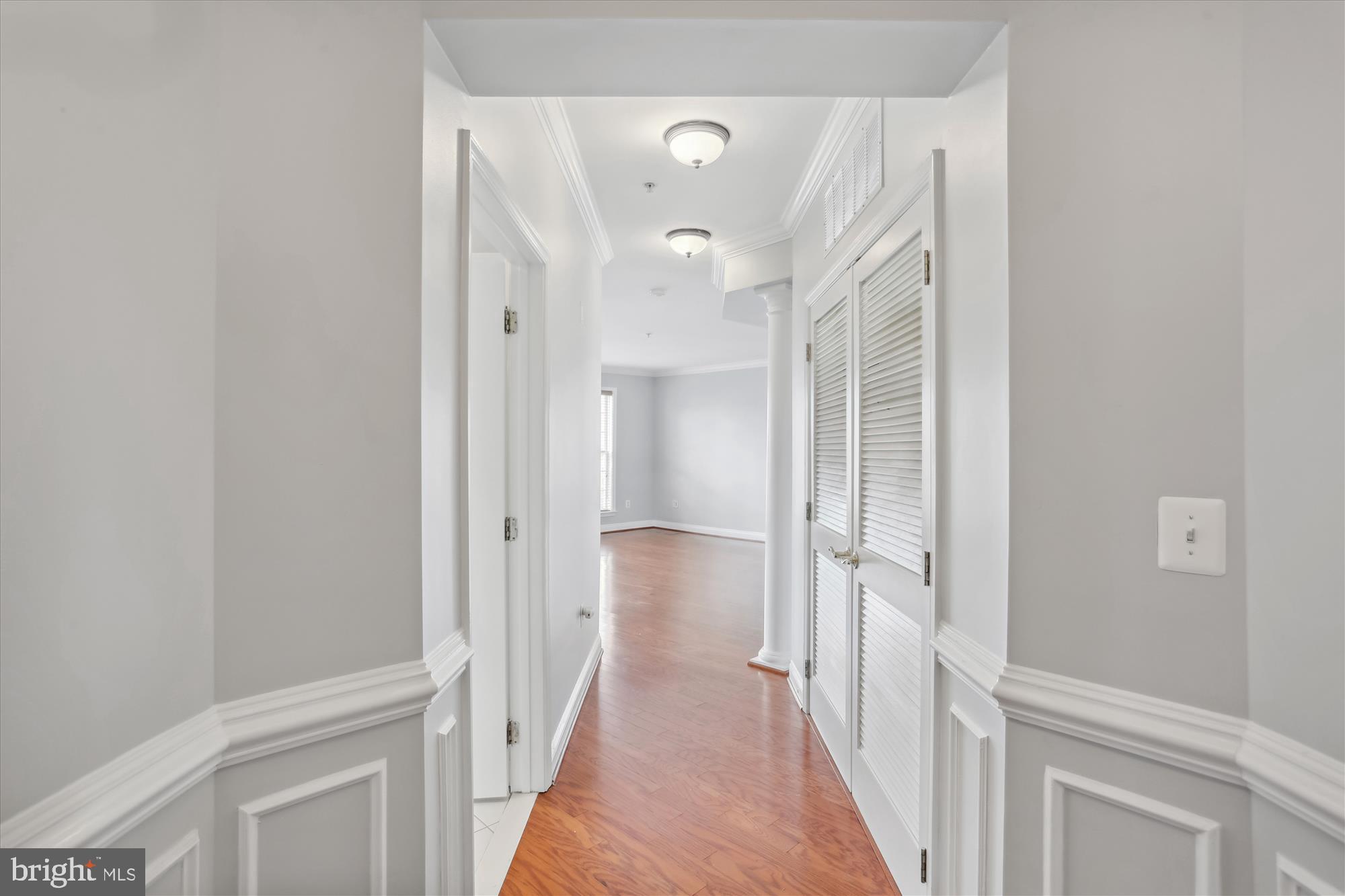 KING FARM VILLAGE - Residential Lease