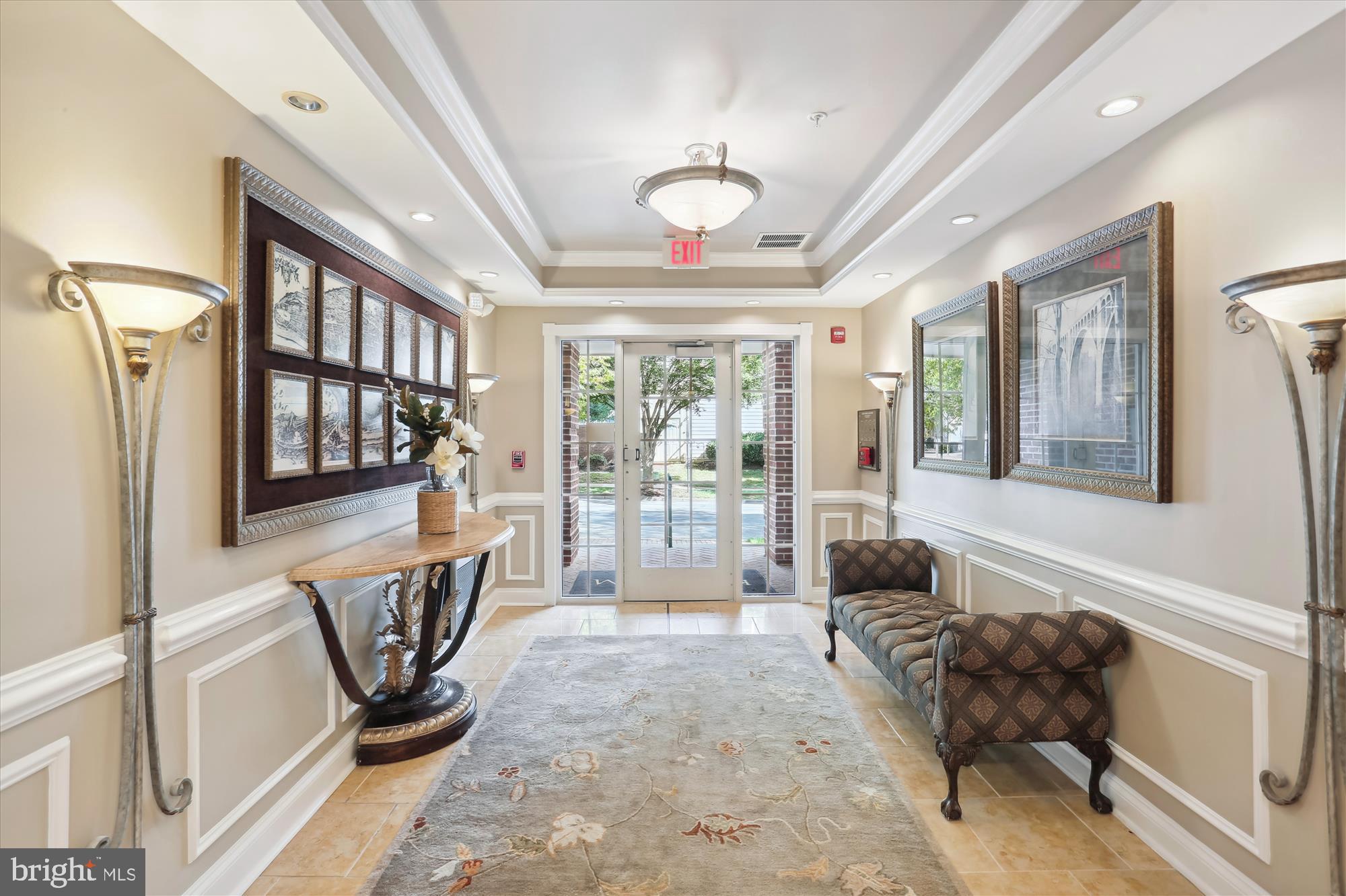 KING FARM VILLAGE - Residential Lease