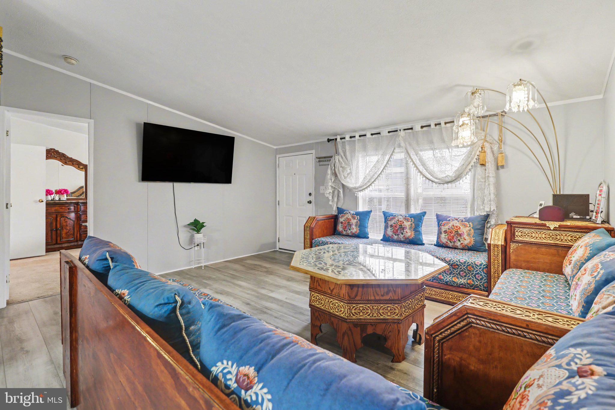 KINGSBURY - Residential