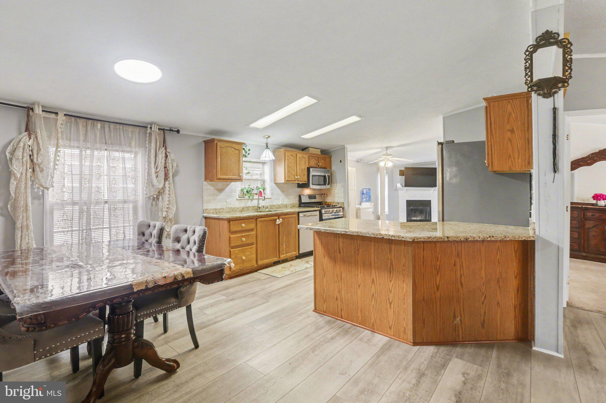 KINGSBURY - Residential