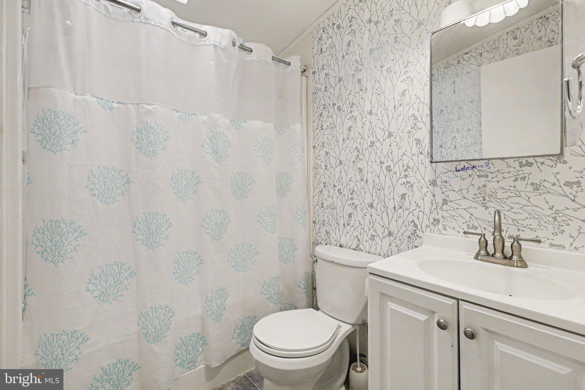 KINGSBURY - Residential