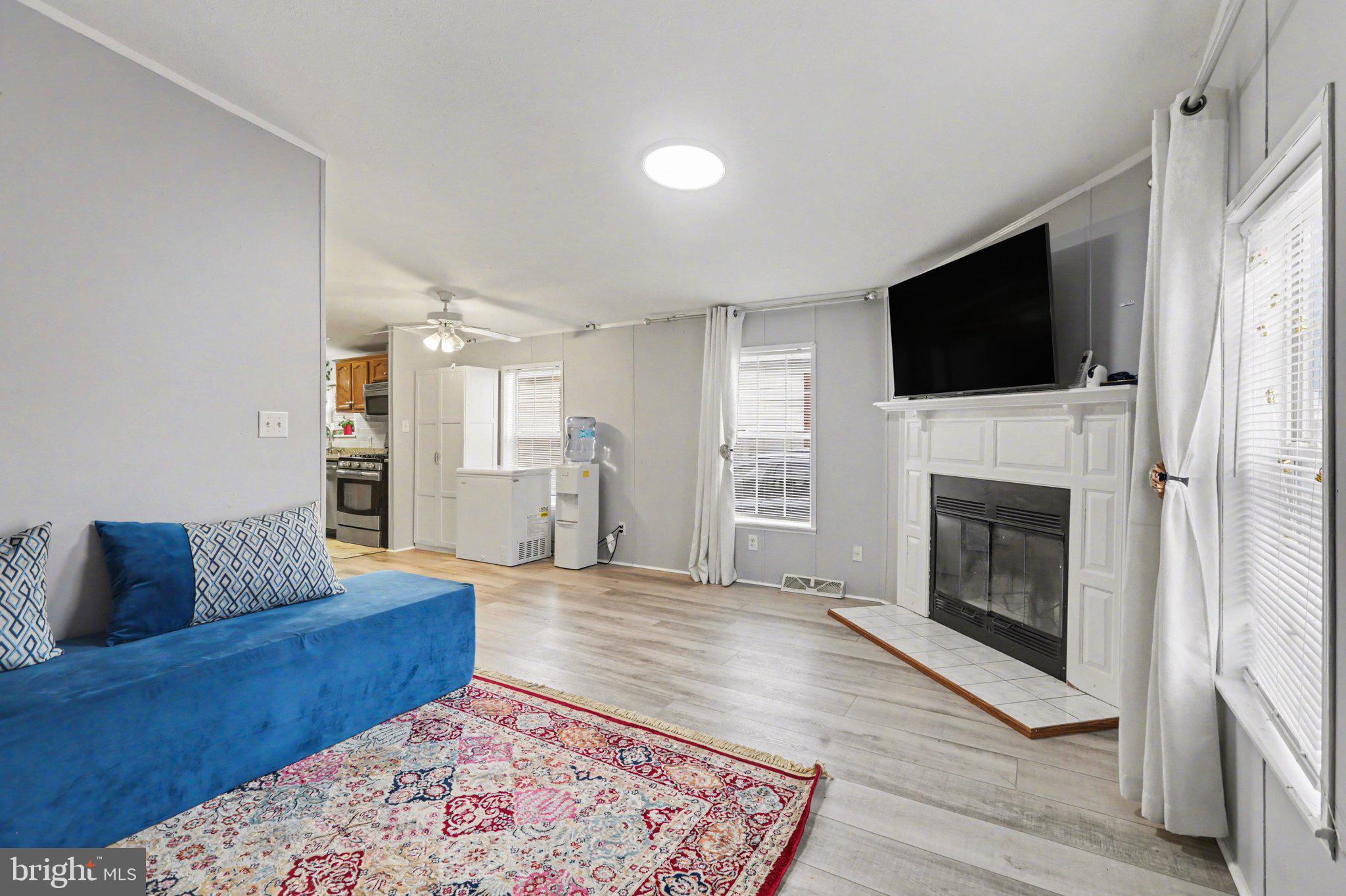 KINGSBURY - Residential