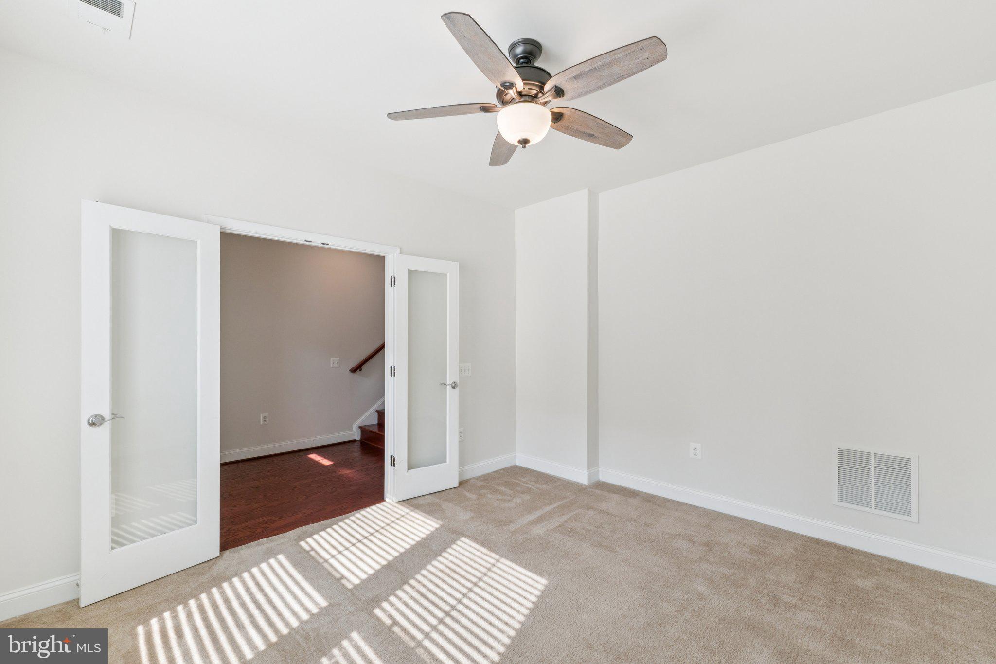 POTOMAC SHORES - Residential