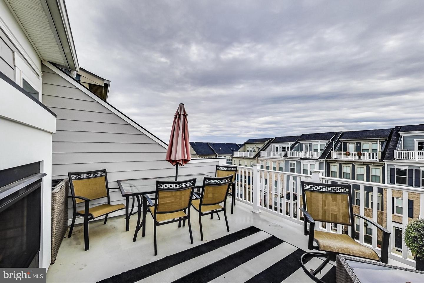 POTOMAC SHORES - Residential