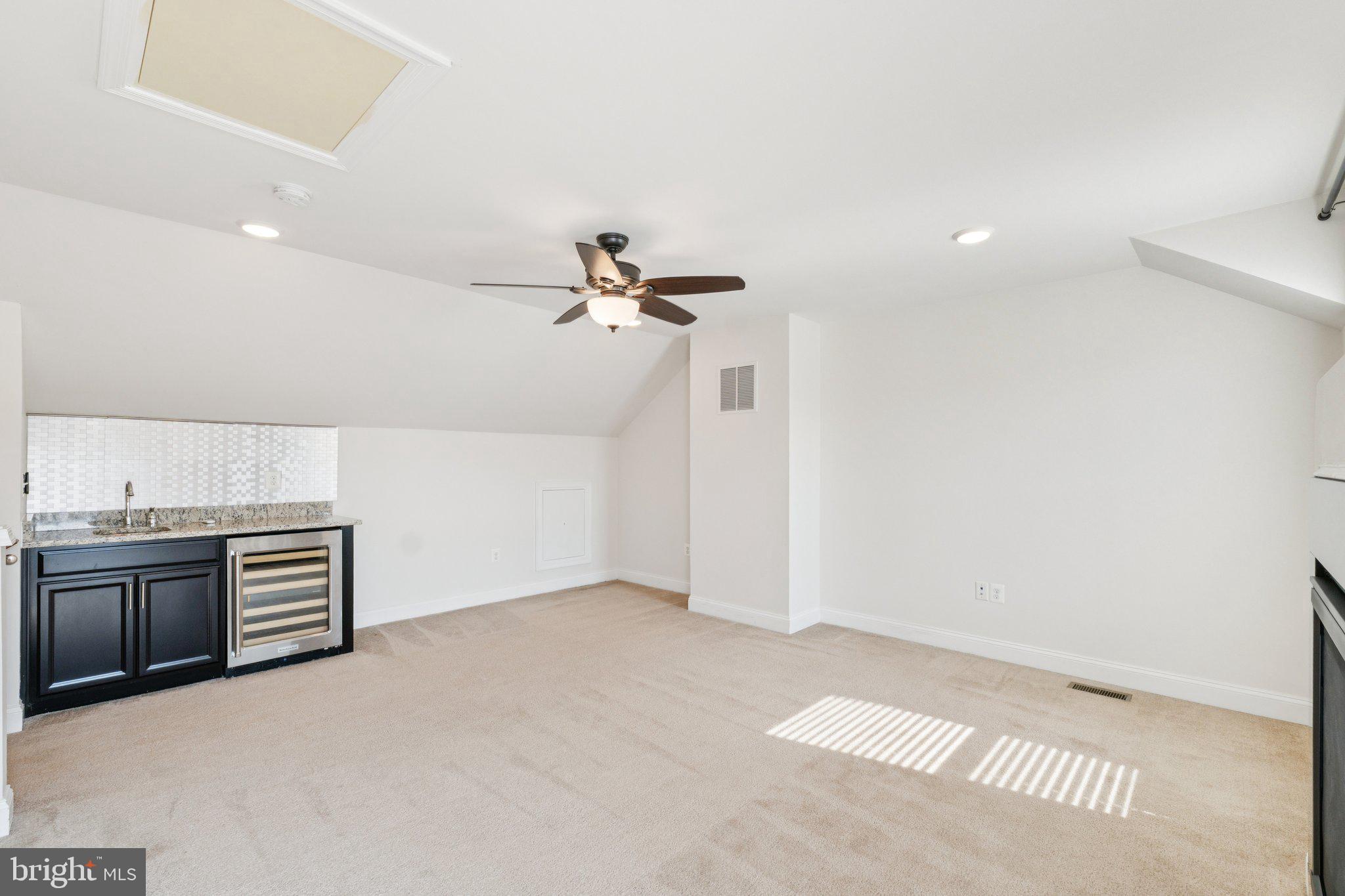 POTOMAC SHORES - Residential