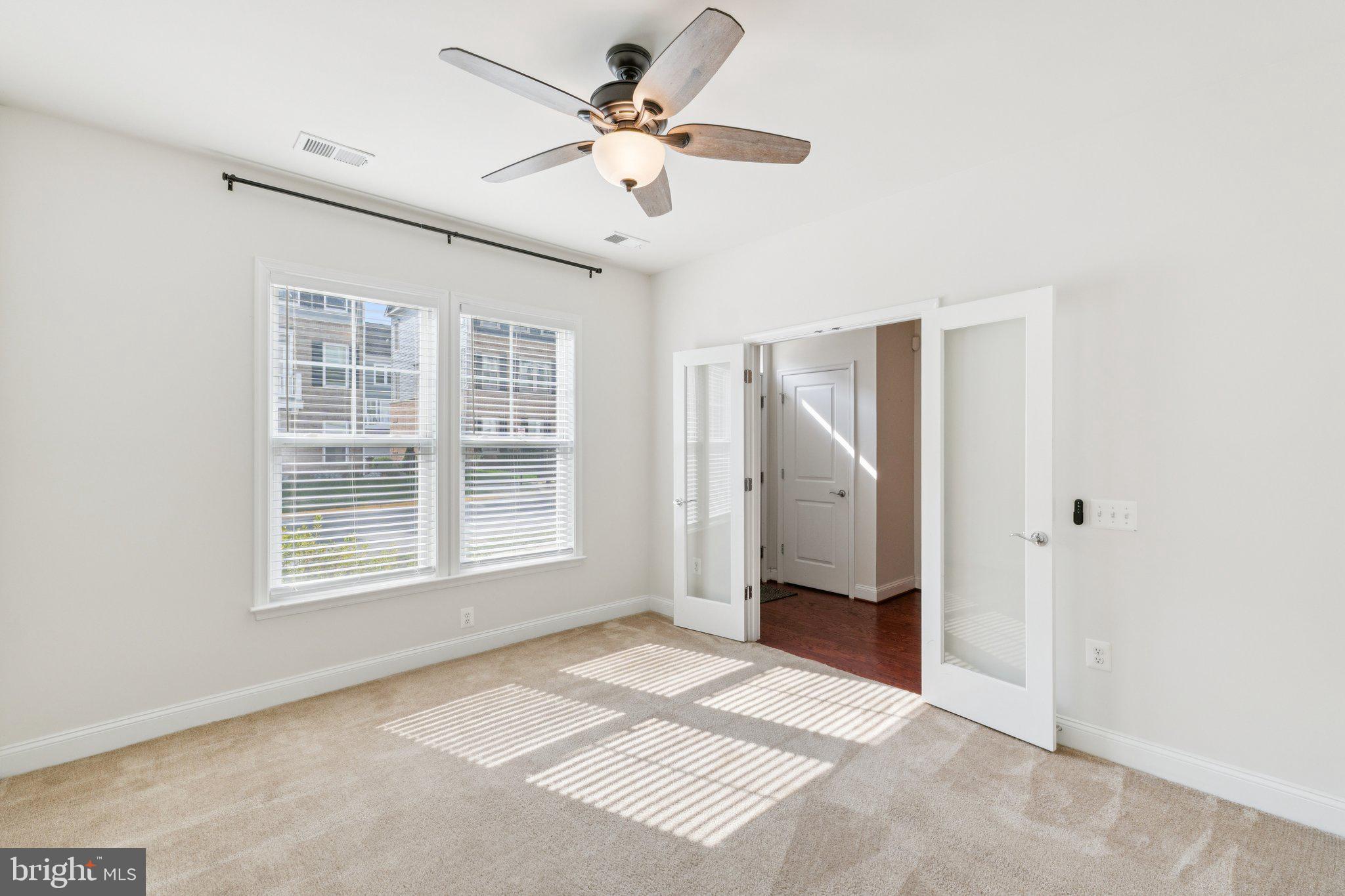 POTOMAC SHORES - Residential