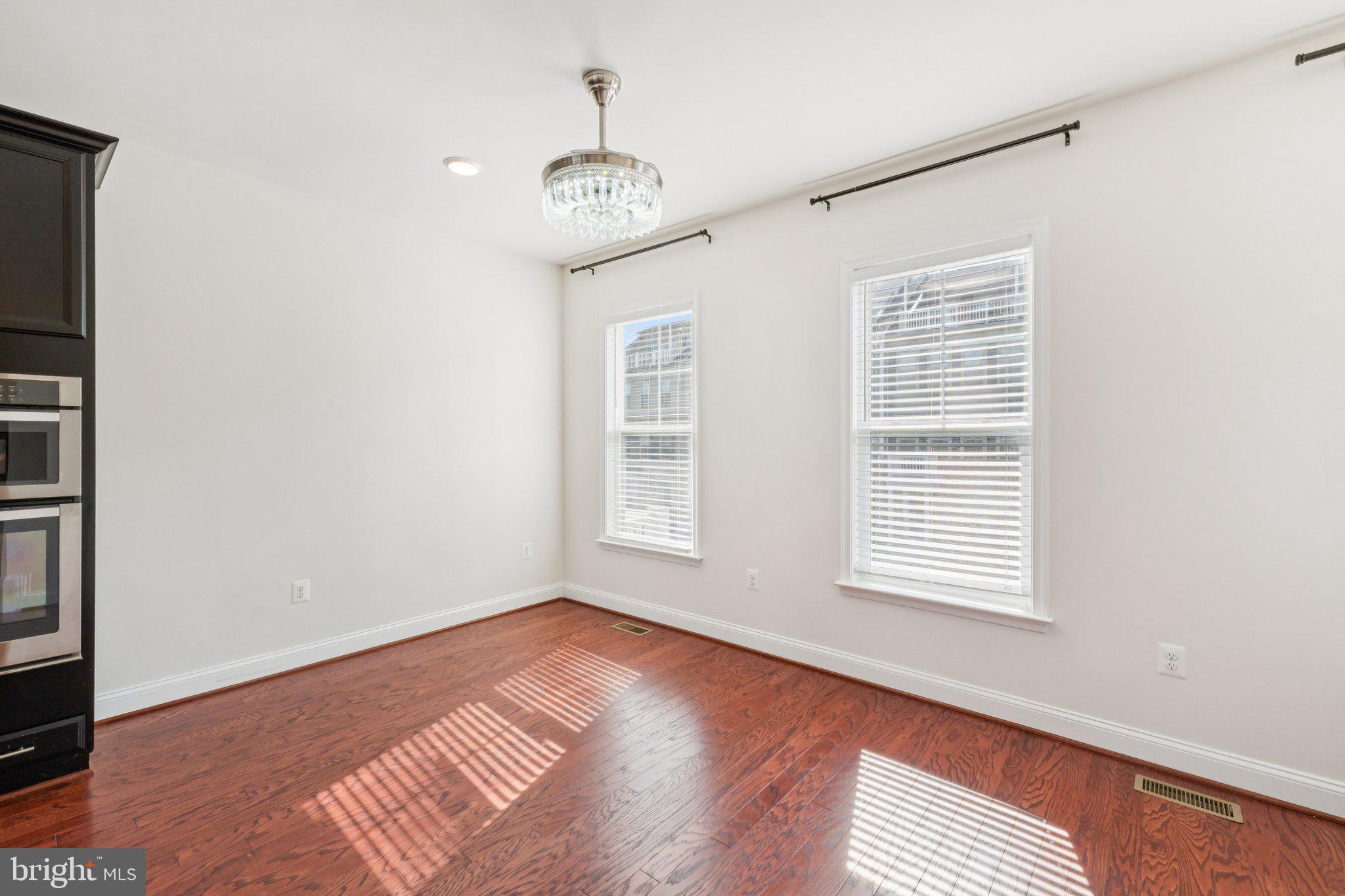 POTOMAC SHORES - Residential