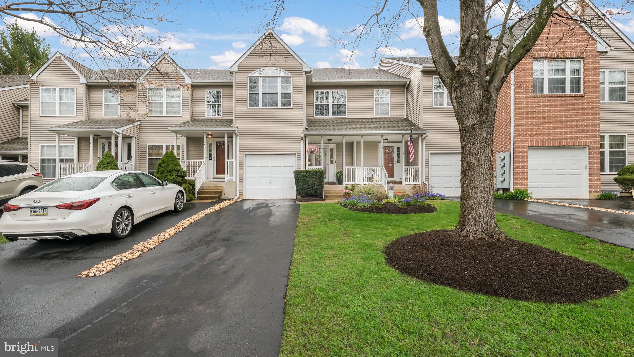 CHARING CROSS - Residential