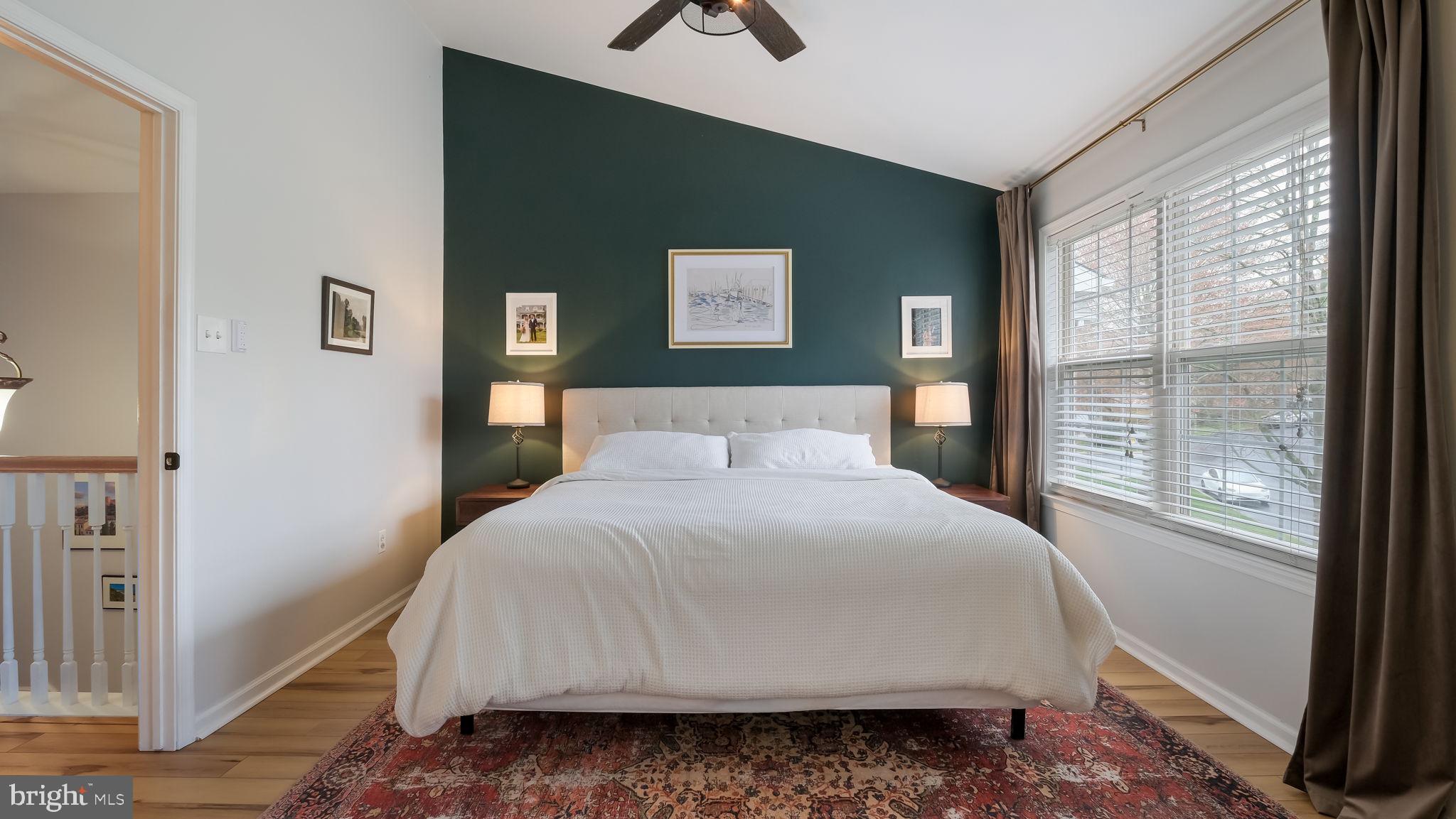 CHARING CROSS - Residential