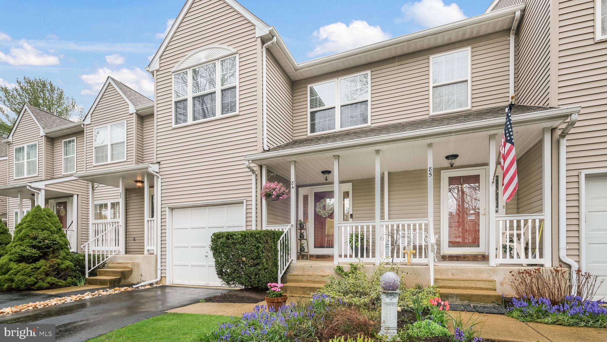 CHARING CROSS - Residential