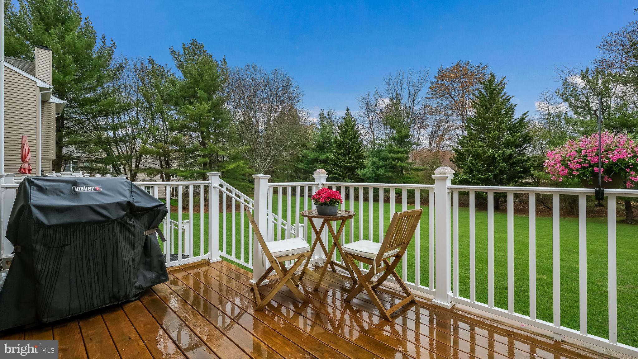 CHARING CROSS - Residential