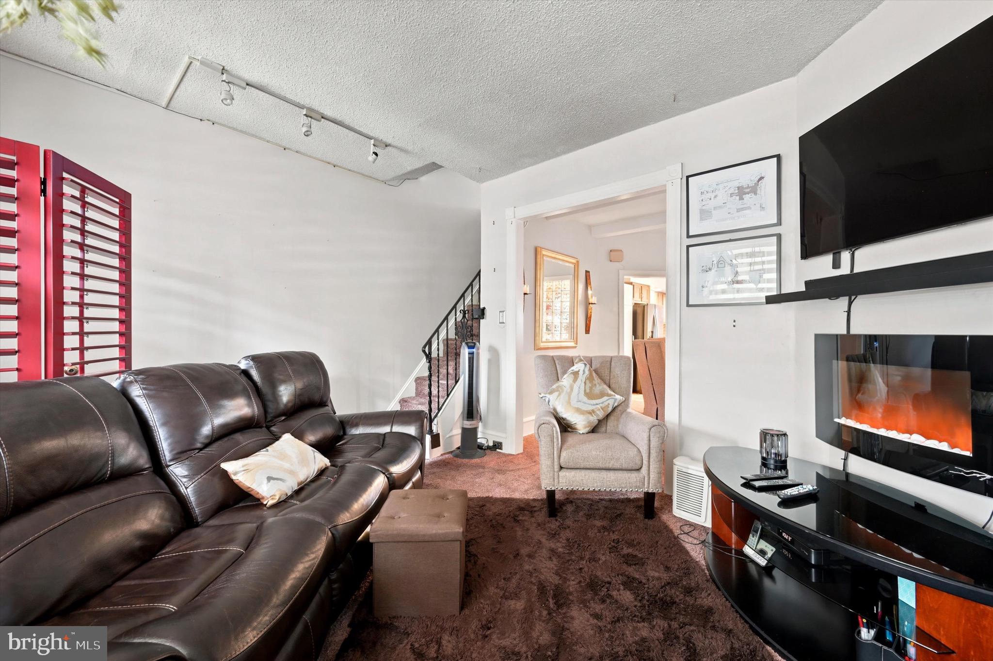 232 S CECIL STREET