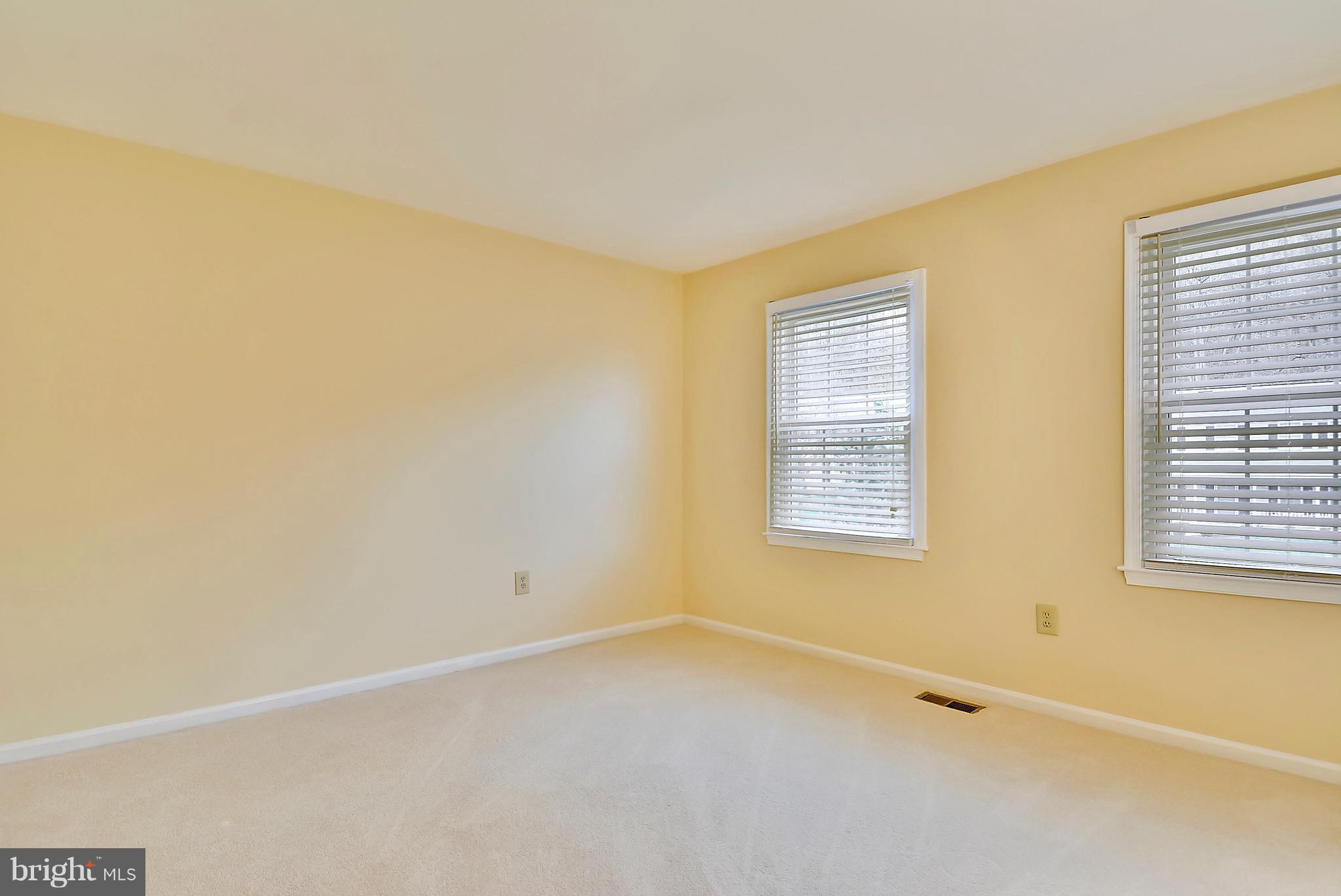 LEESBURG COUNTRY CLUB - Residential