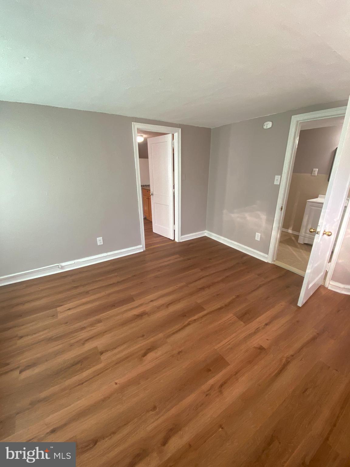 WEST OAK LANE - Residential Lease