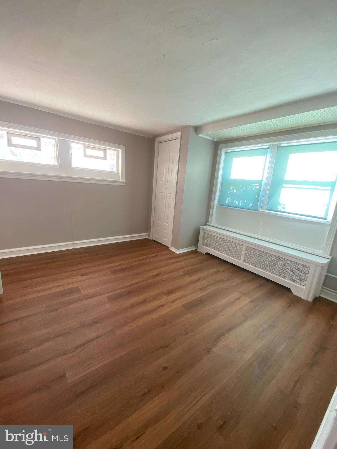 WEST OAK LANE - Residential Lease