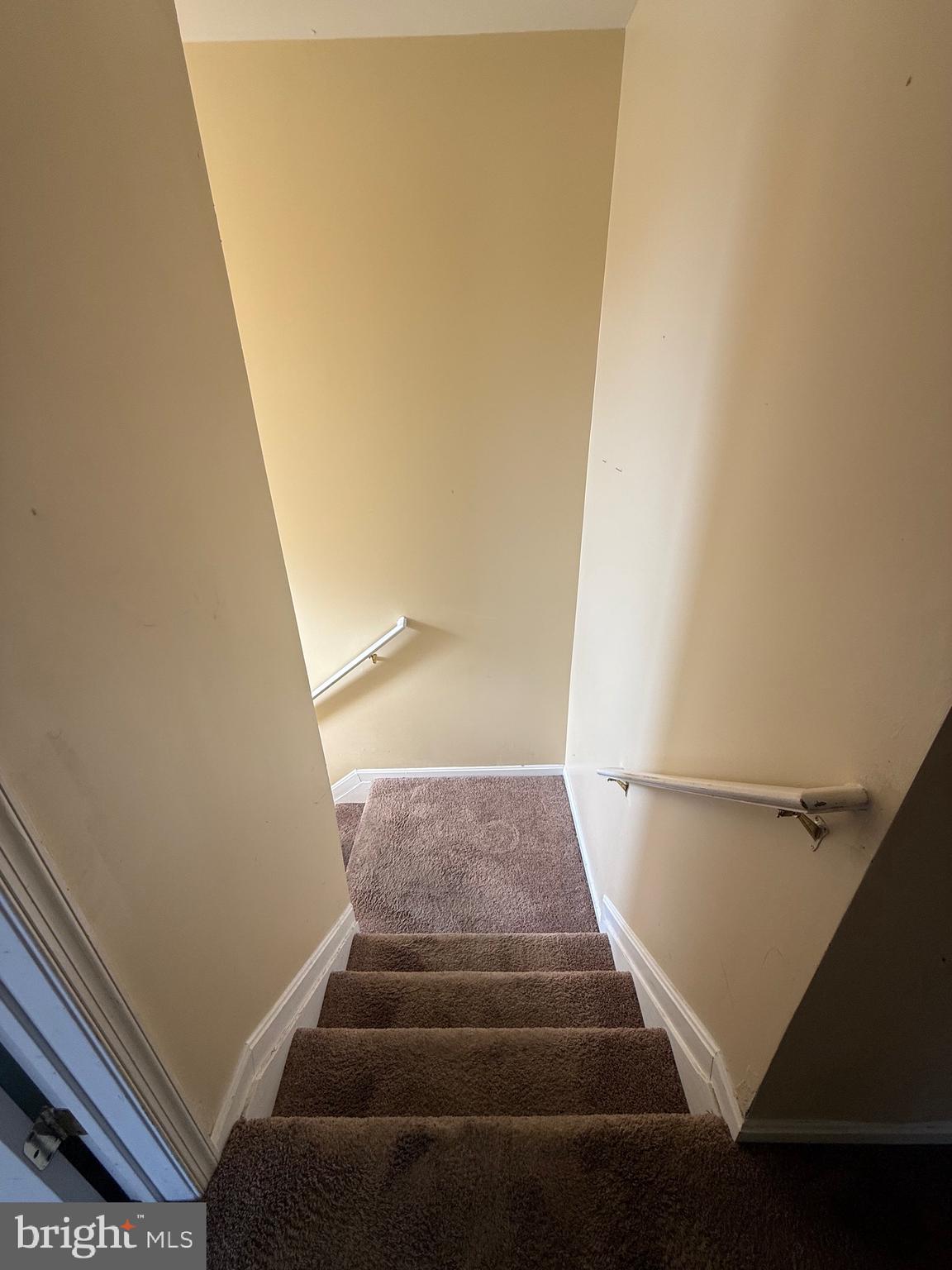 WINDSOR CROSSING - Residential