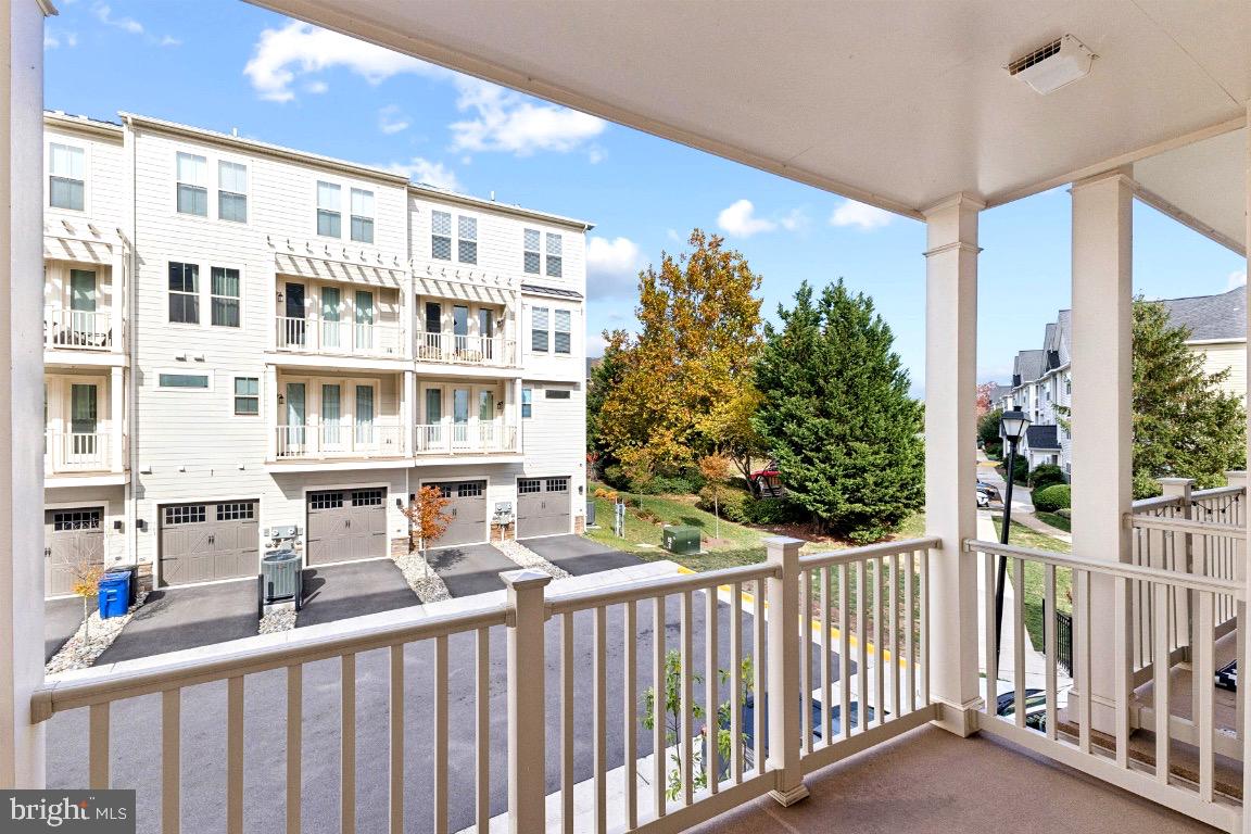 POTOMAC STATION MARKETPLACE - Residential Lease