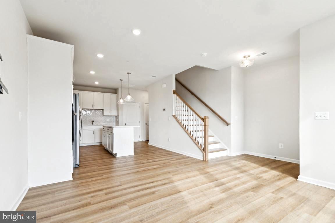 POTOMAC STATION MARKETPLACE - Residential Lease