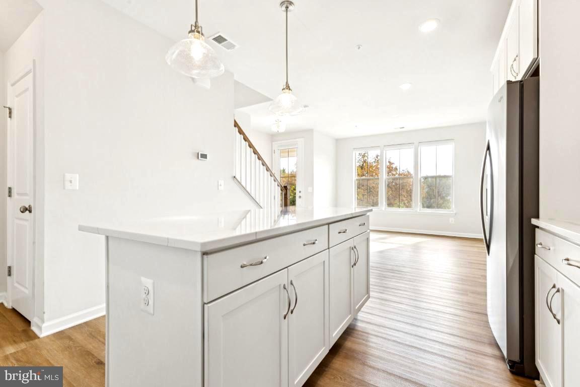 POTOMAC STATION MARKETPLACE - Residential Lease