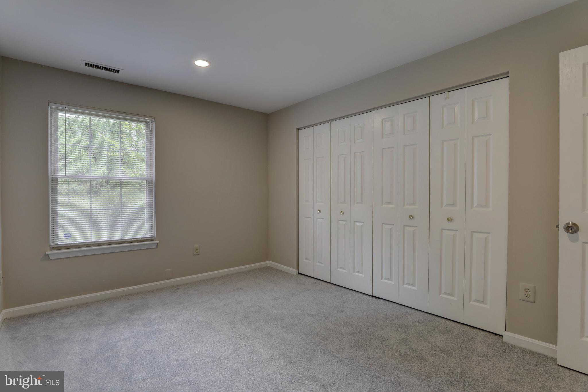 LOVETON FARMS - Residential