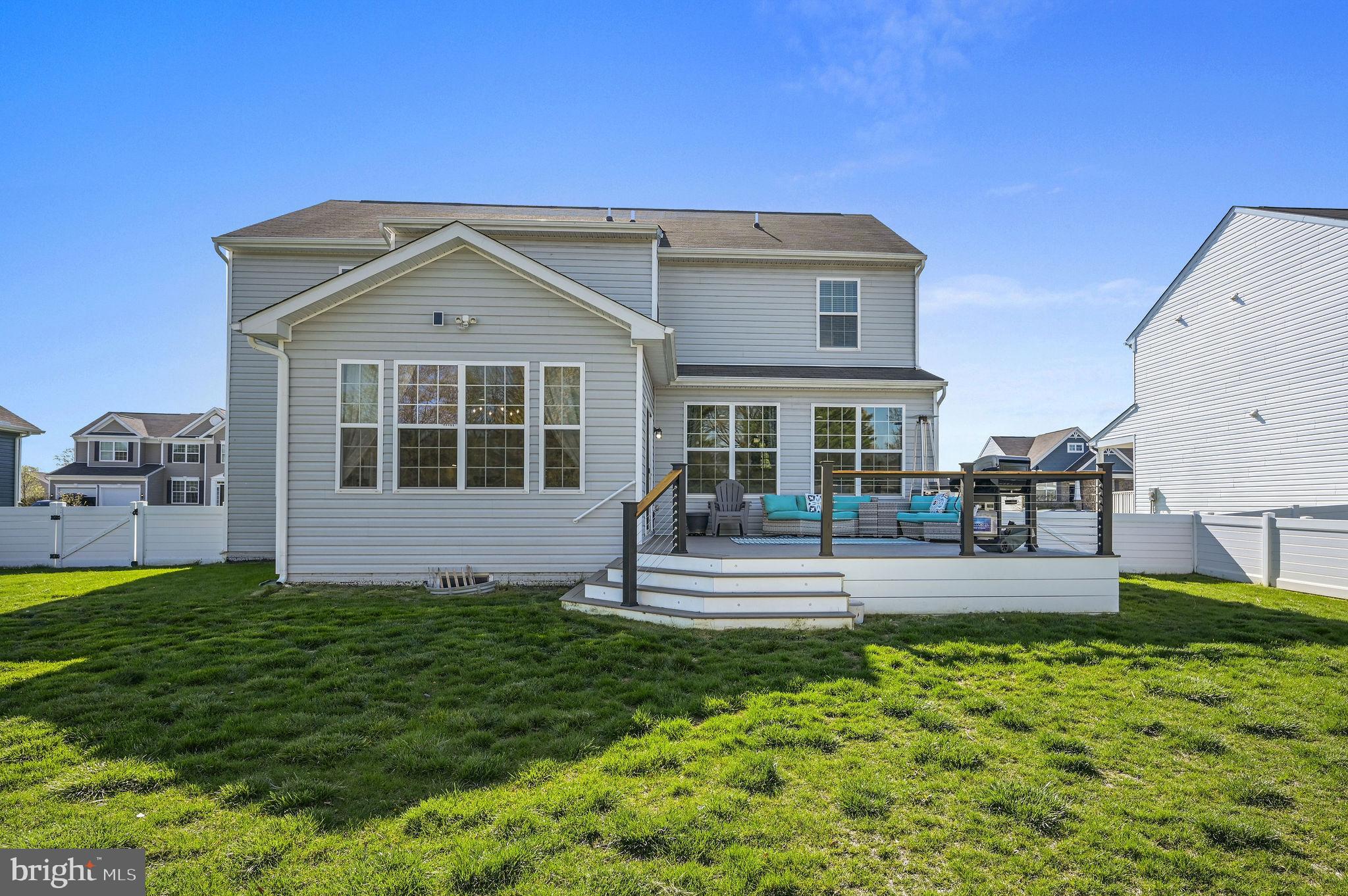 327 CINNAMON WAY