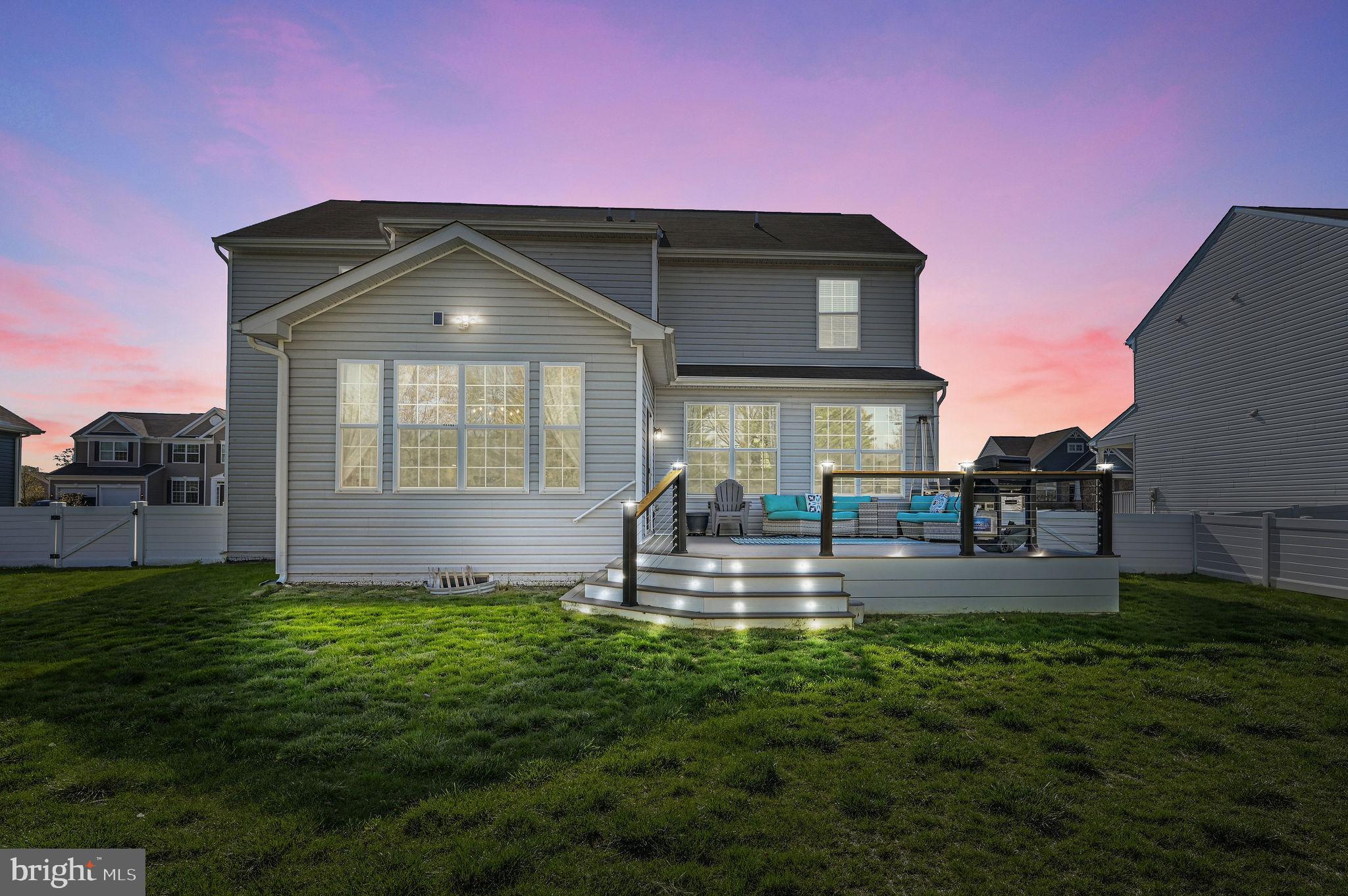 327 CINNAMON WAY