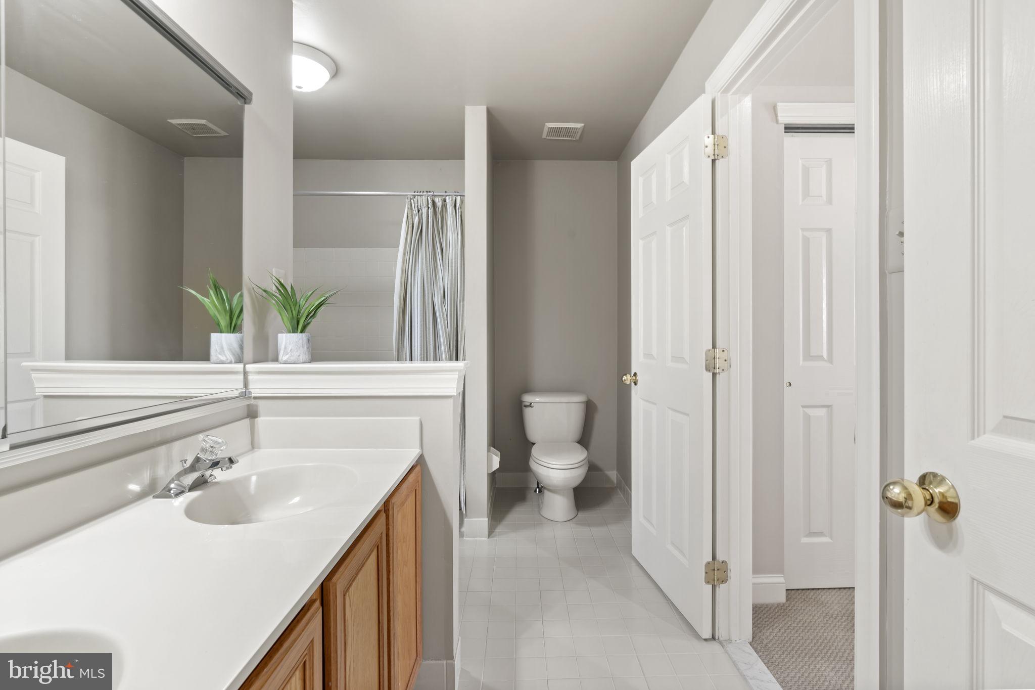 HORSHAM CHASE - Residential